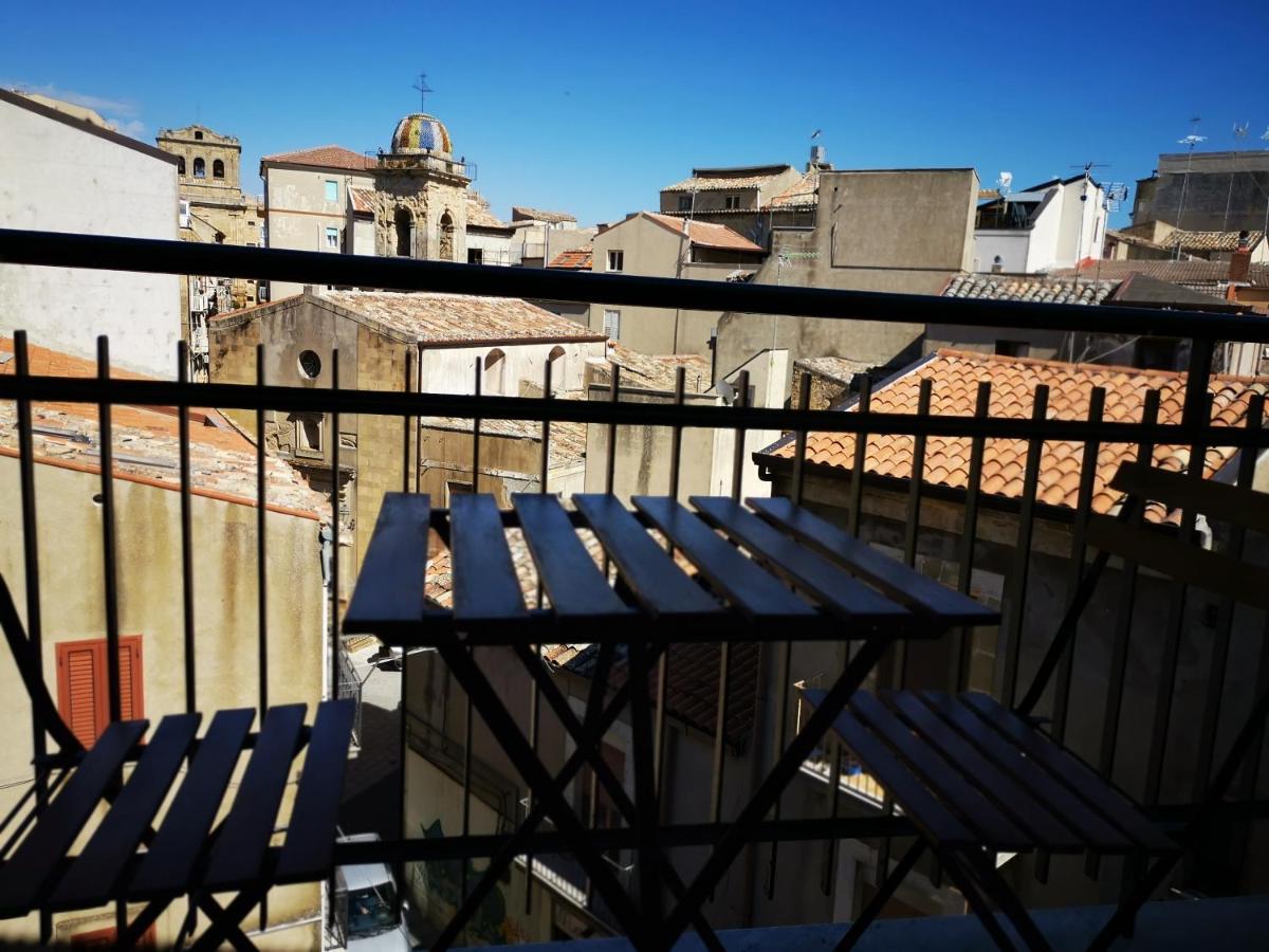 Centro Sicilia Rooms-Suites & Terrace Enna Bagian luar foto