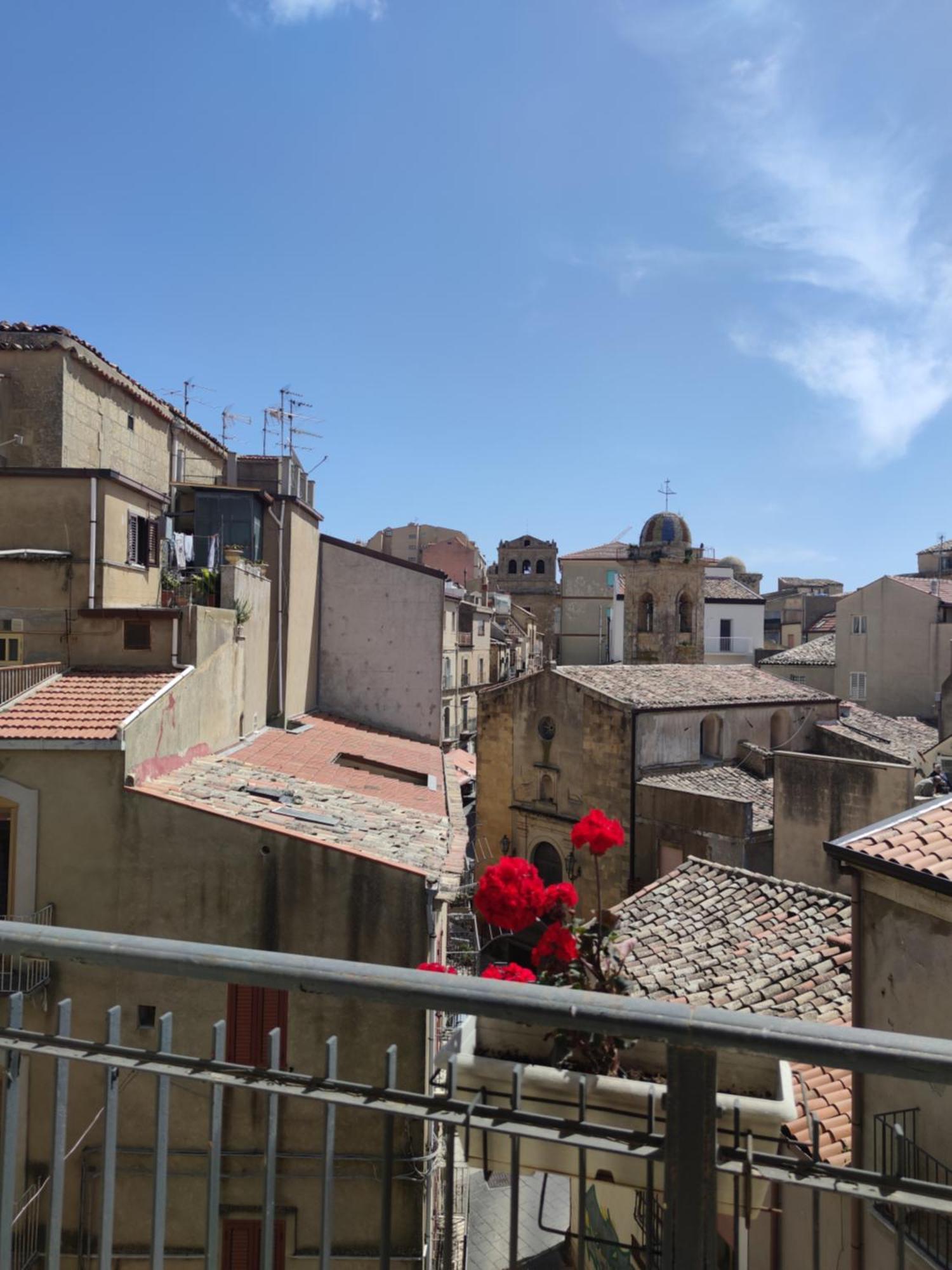 Centro Sicilia Rooms-Suites & Terrace Enna Bagian luar foto