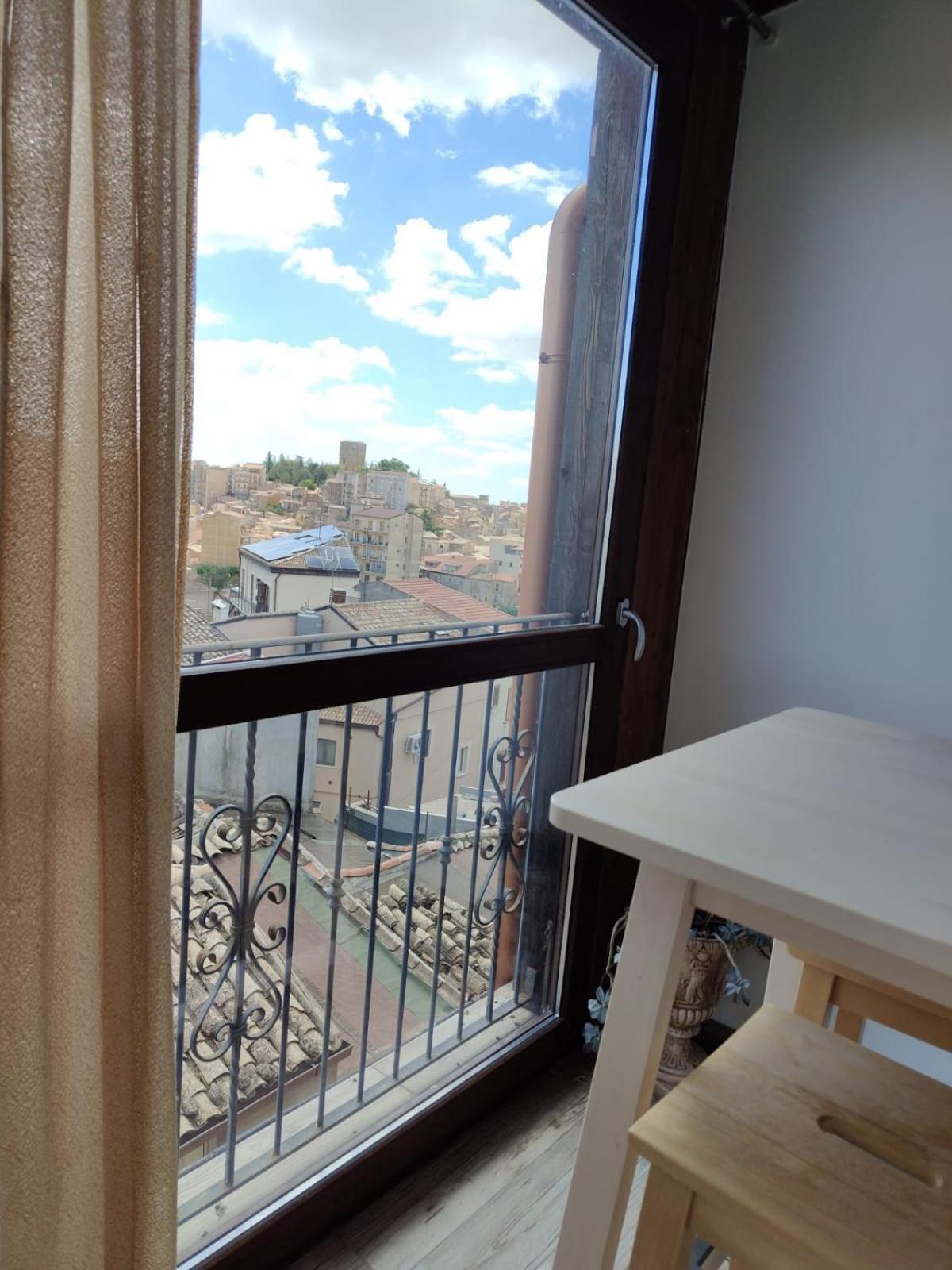 Centro Sicilia Rooms-Suites & Terrace Enna Bagian luar foto