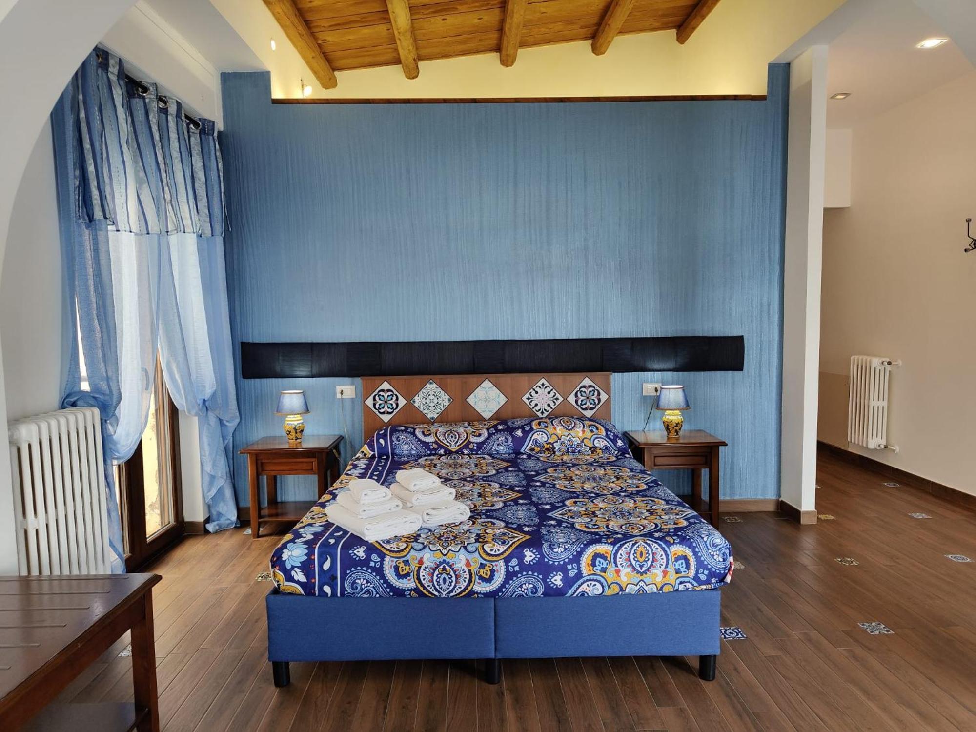 Centro Sicilia Rooms-Suites & Terrace Enna Bagian luar foto