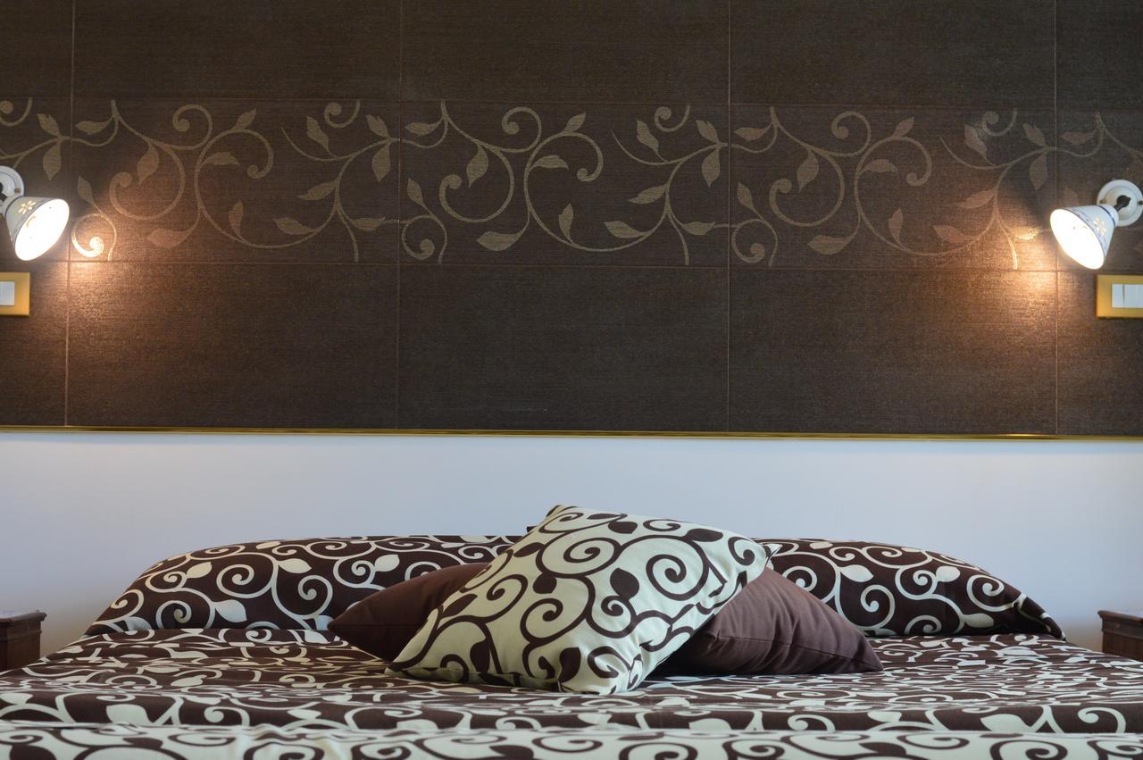Centro Sicilia Rooms-Suites & Terrace Enna Bagian luar foto