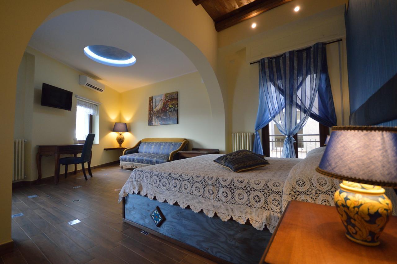 Centro Sicilia Rooms-Suites & Terrace Enna Bagian luar foto