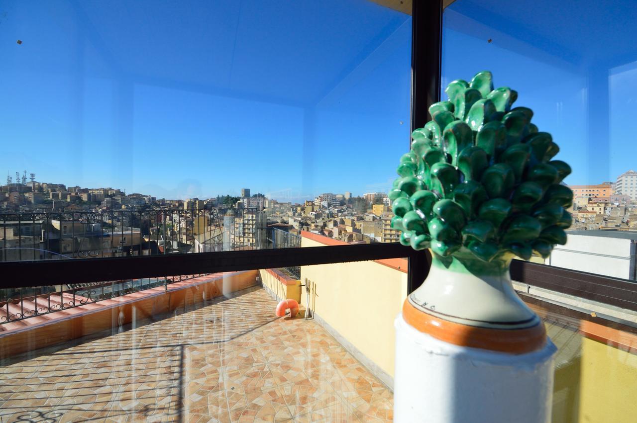 Centro Sicilia Rooms-Suites & Terrace Enna Bagian luar foto