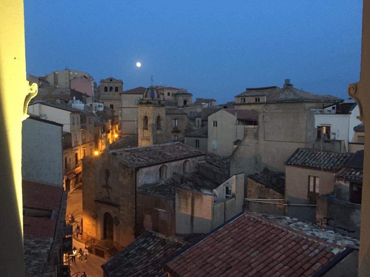 Centro Sicilia Rooms-Suites & Terrace Enna Bagian luar foto