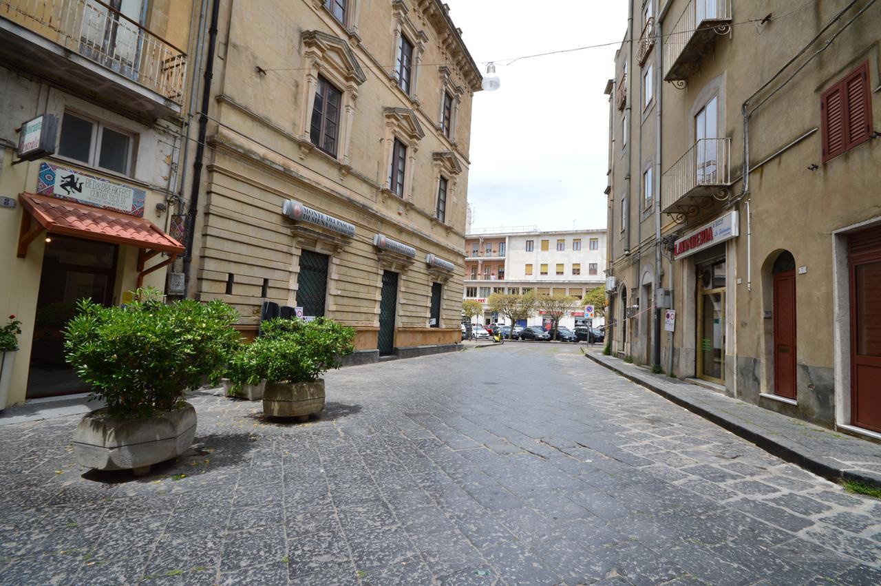 Centro Sicilia Rooms-Suites & Terrace Enna Bagian luar foto